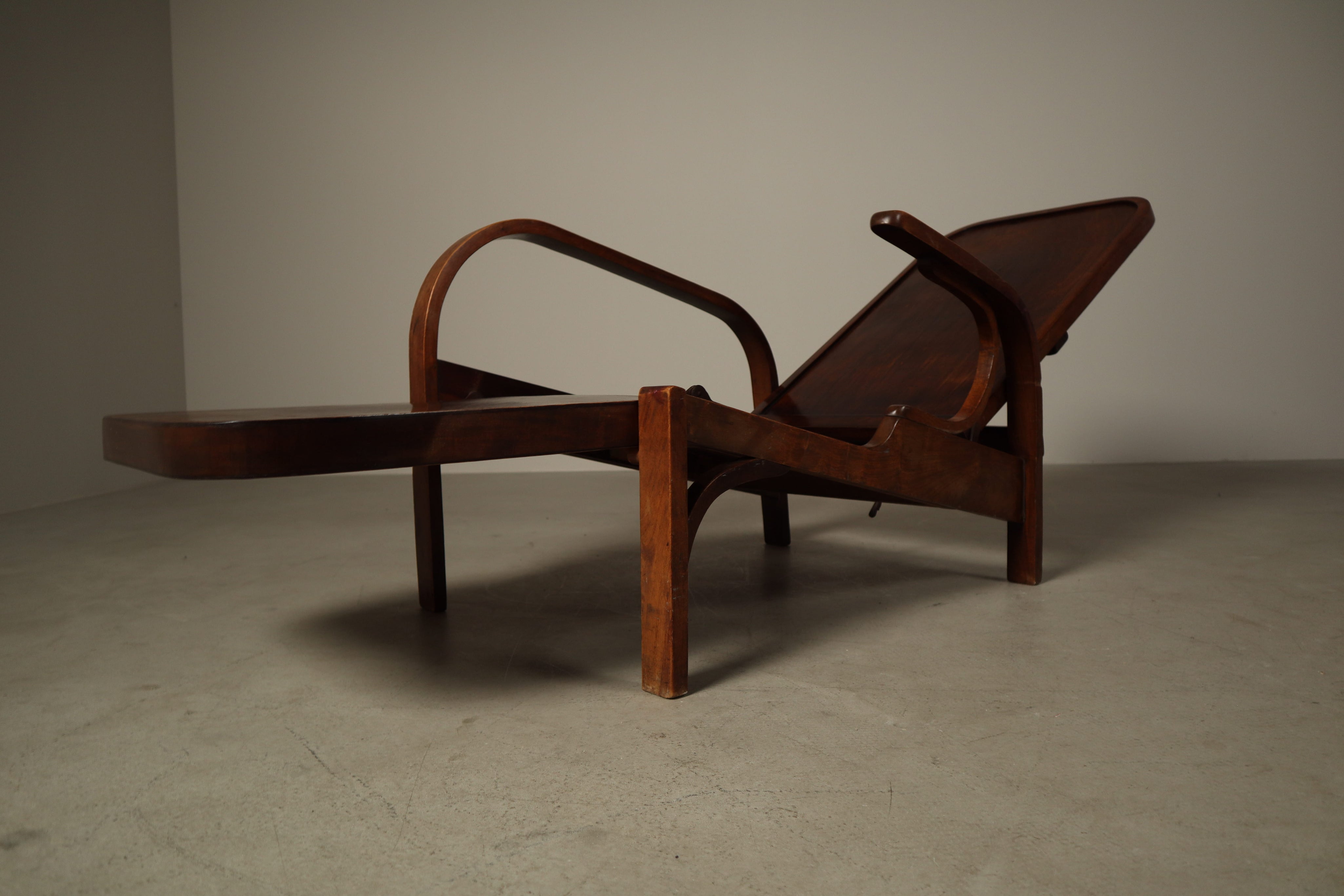 Adjustable_Lounge_Chair_by_Móveis_Gerdau,_Bentwood,_Brazil,_circa_1950
