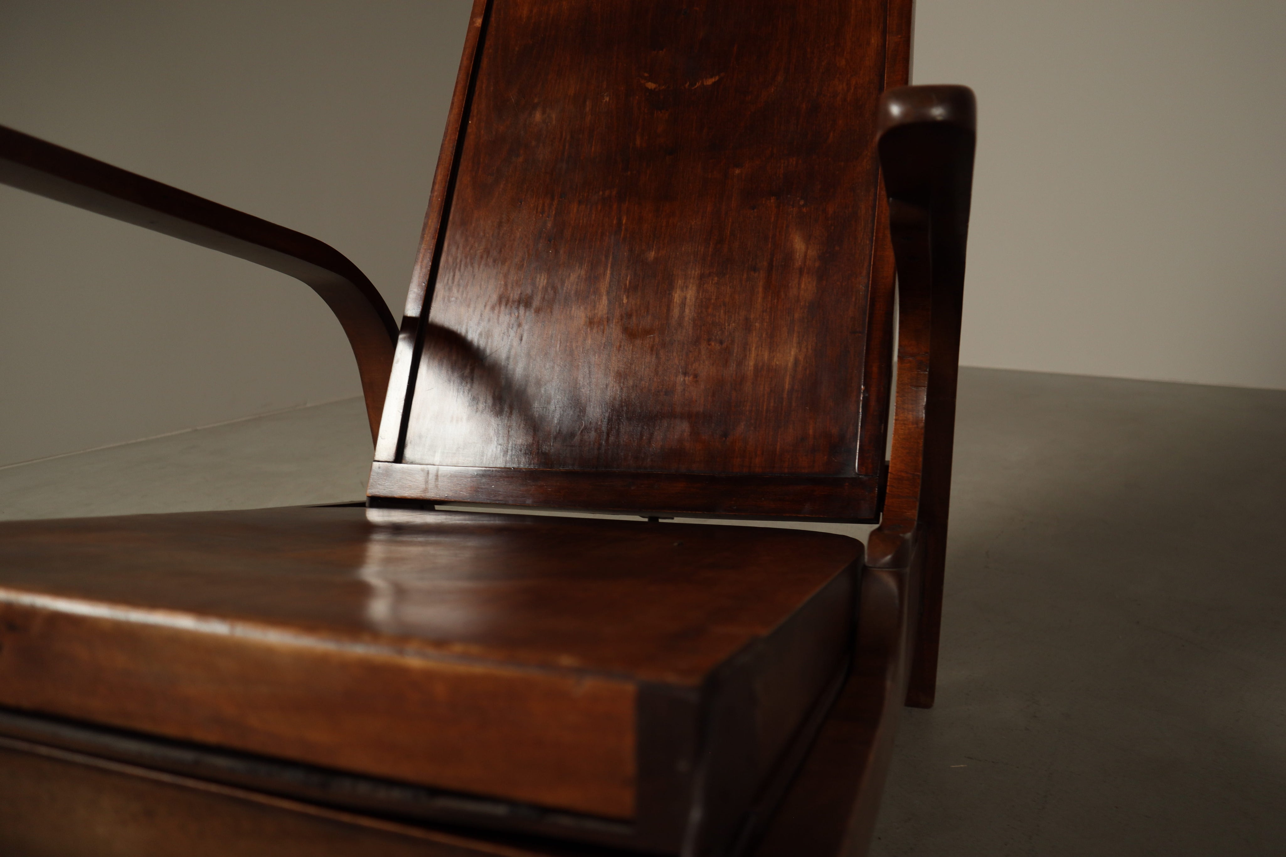 Adjustable_Lounge_Chair_by_Móveis_Gerdau,_Bentwood,_Brazil,_circa_1950