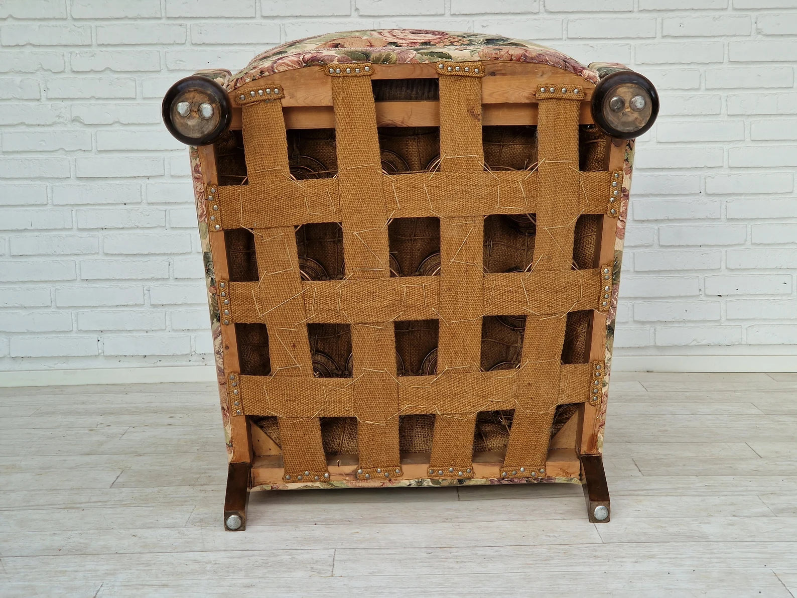 Danish_Modern_Lounge_Chair_from_1950s,_Denmark