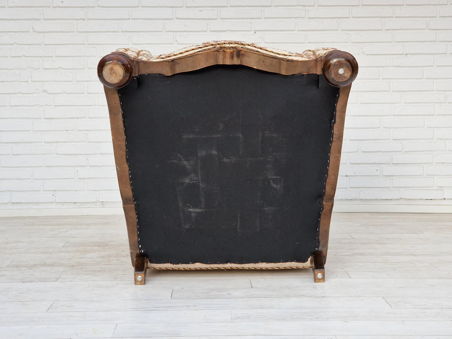 Danish_Modern_Lounge_Chair_from_1950s,_Denmark