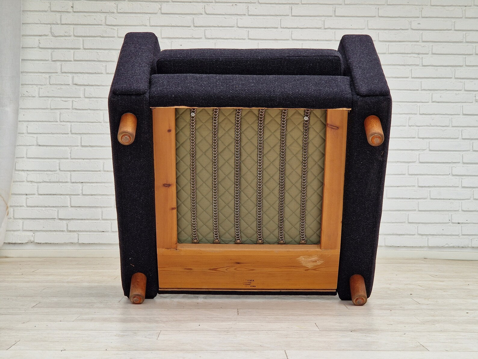 GE300_Lounge_Chair_by_Hans_J._Wegner,_1960s,_Denmark