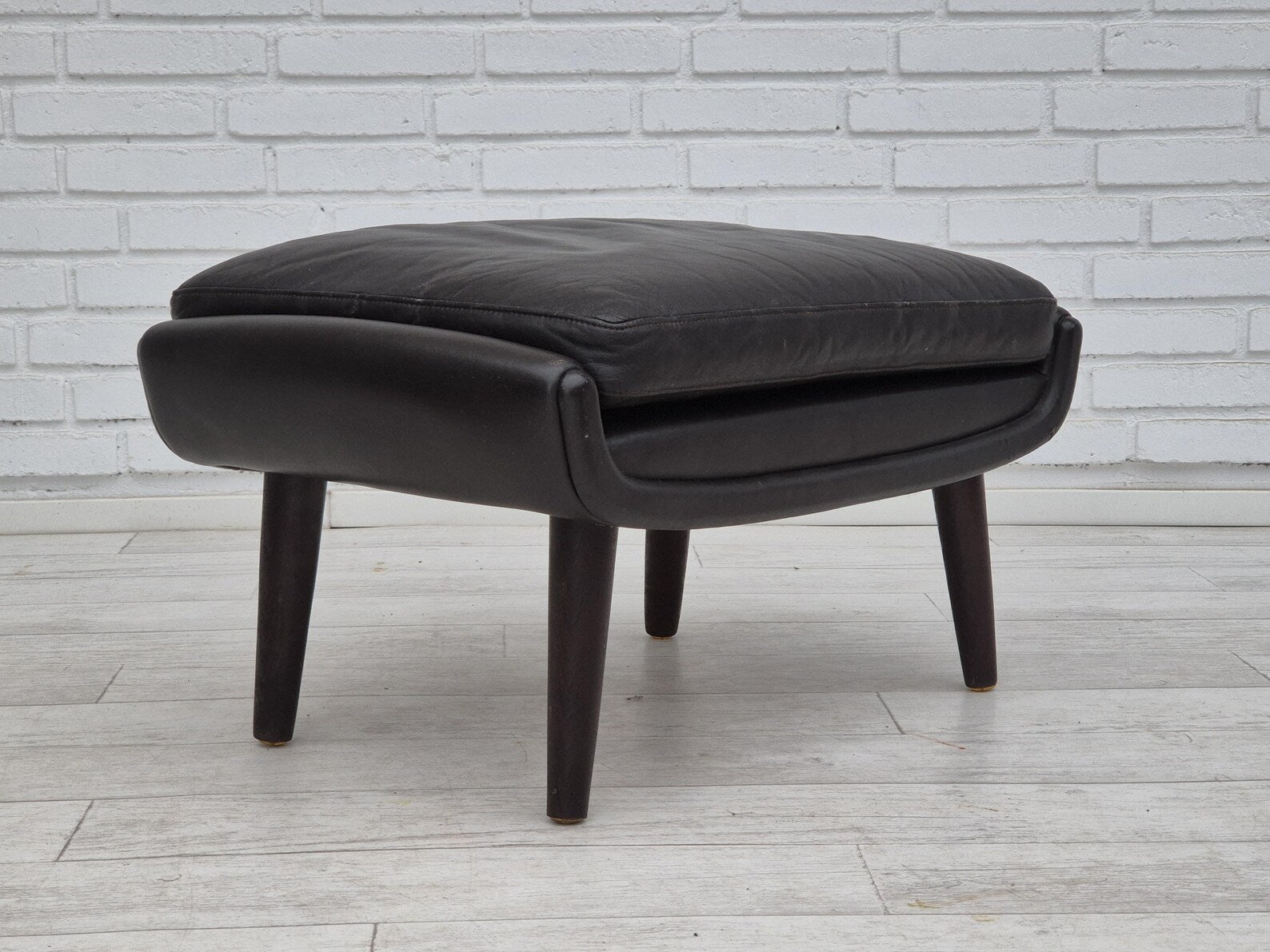 Lounge_Chair_Diplomat_with_Footstool_by_Aage_Christiansen,_1960s_Denmark
