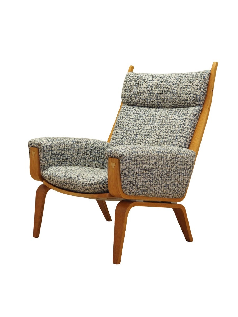 Danish_Modern_Lounge_Chair_by_Hans_J._Wegner_for_Getama,_1960s,_Denmark