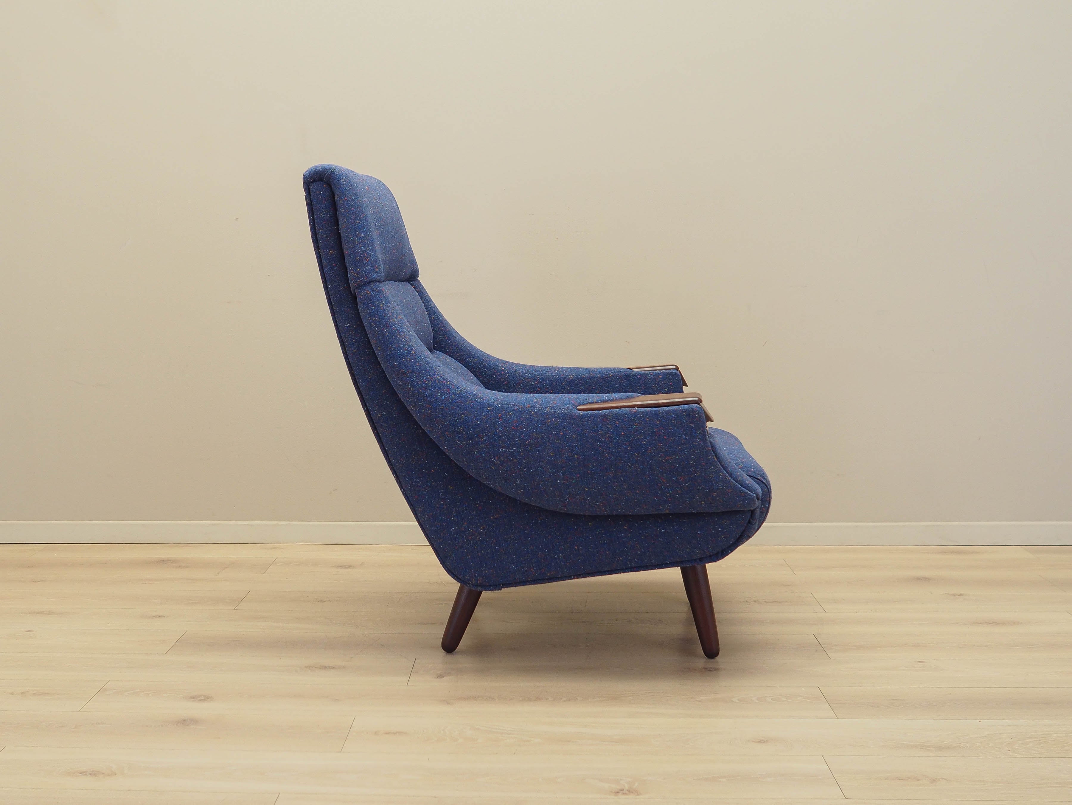 Lounge_chair,_H.W._Klein_for_Bramin,_rosewood_and_fabric,_1960s,_Denmark