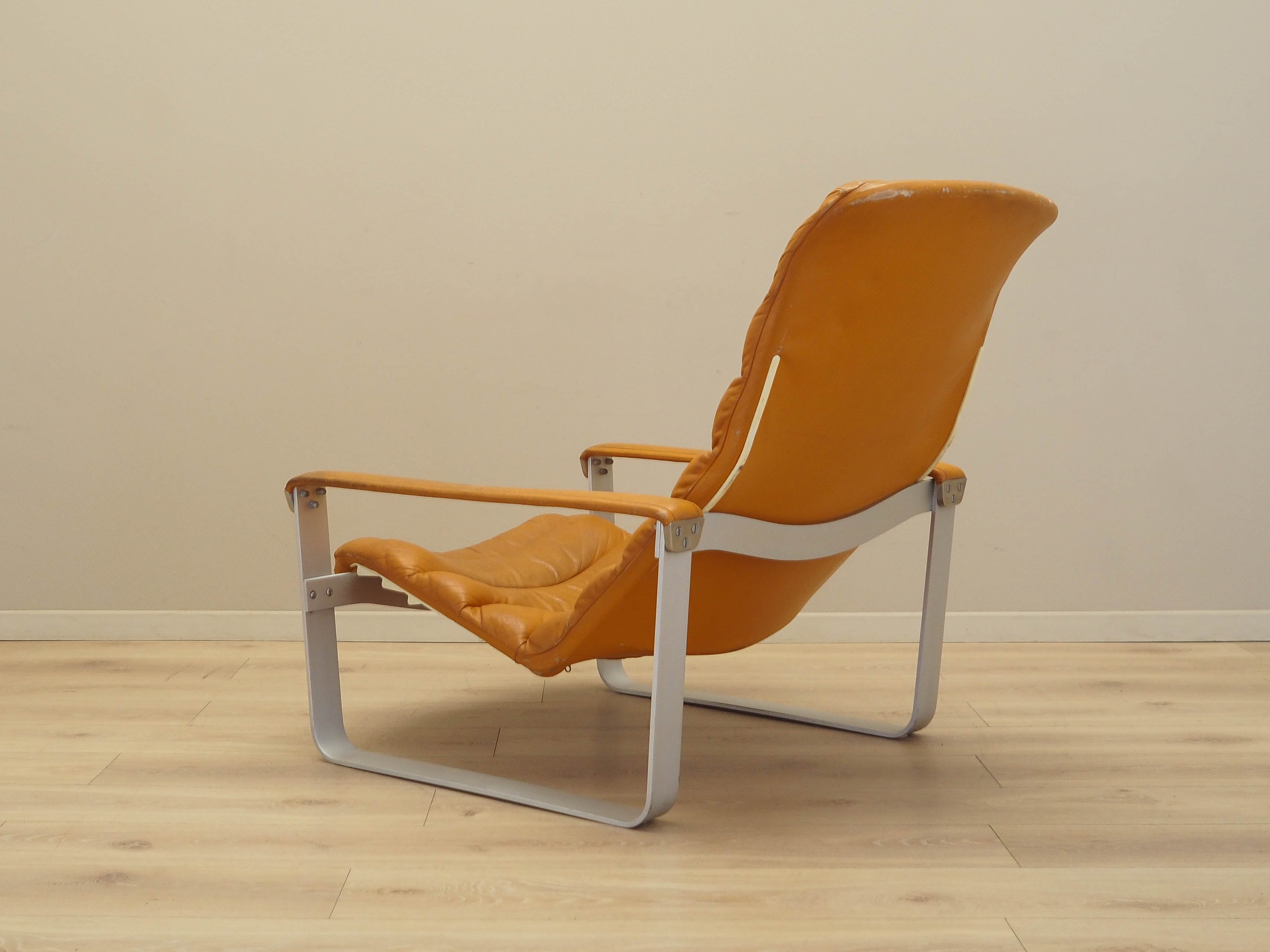 Lounge_chair,_Ilmari_Lappalainen_for_Asko,_Metal_and_Leather,_1960s,_Finland