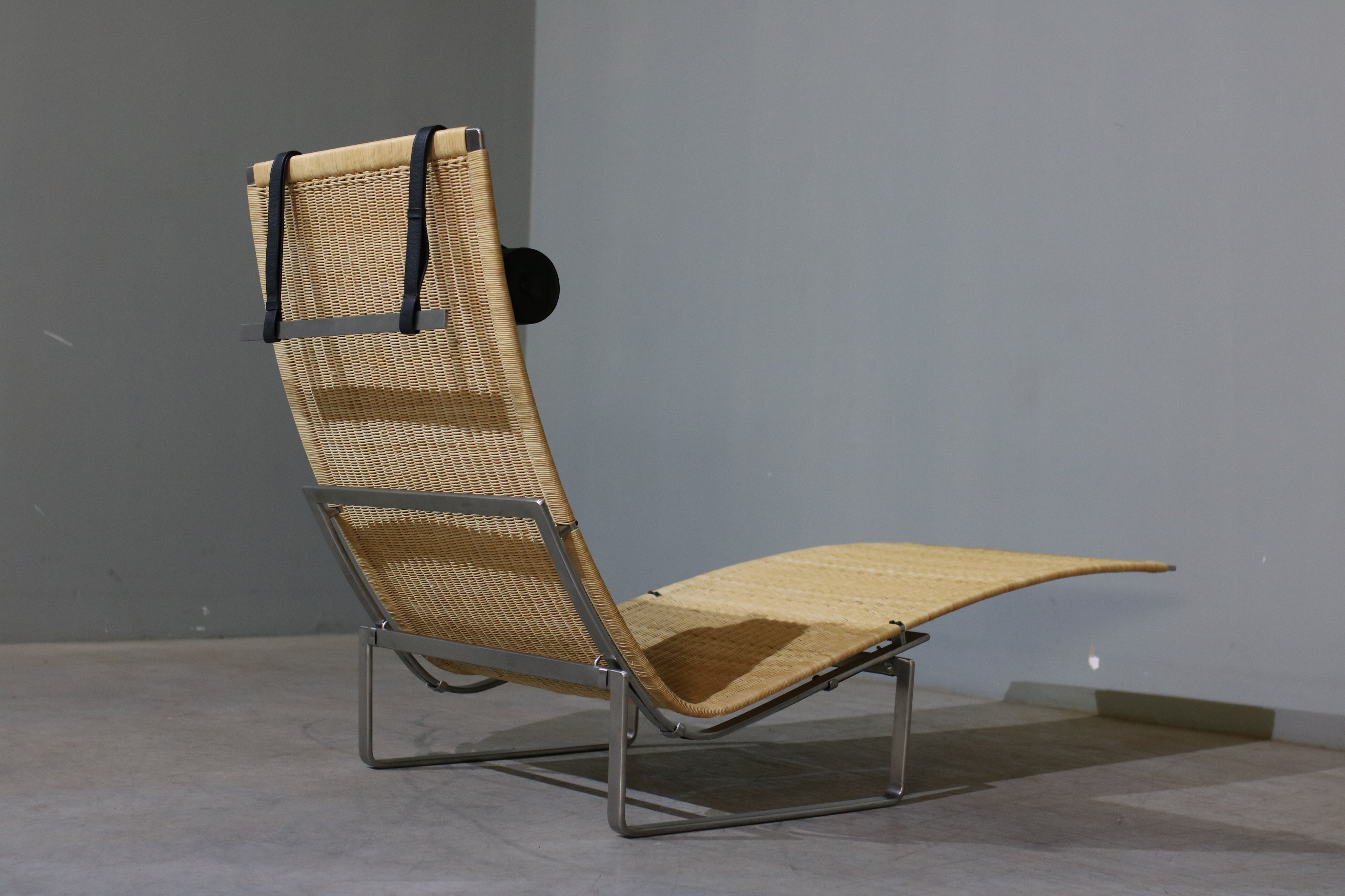 PK24_Lounge_Chair_by_Poul_Kjærholm_for_Fritz_Hansen,_1965,_Denmark