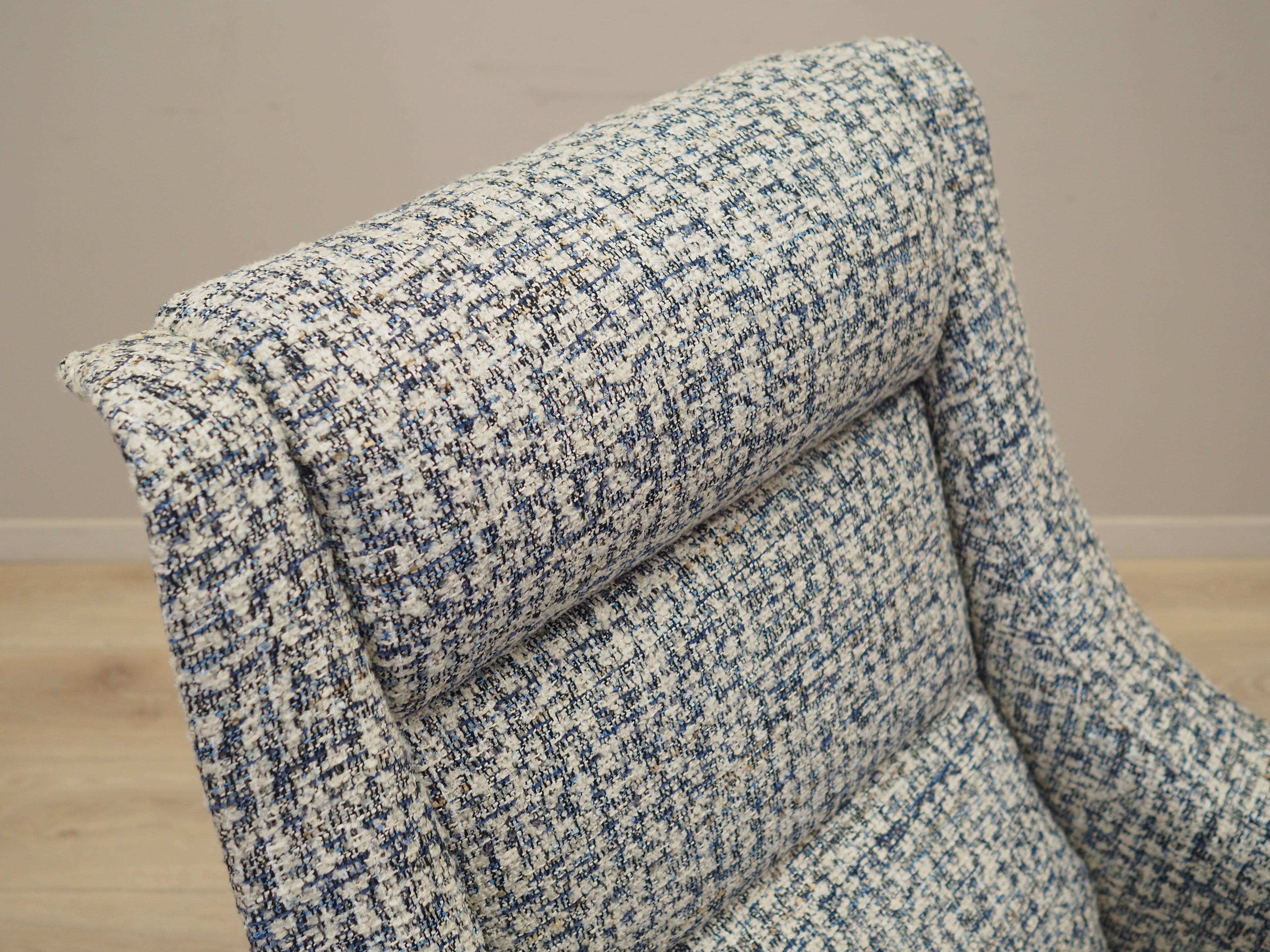 Lounge_Chair,_Solid_Wood_and_Fabric,_1970s,_Denmark