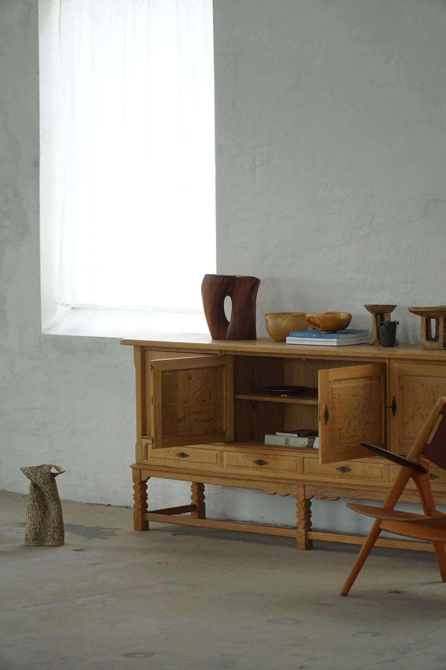 Low_Brutalist_Oak_Sideboard_by_Henning_Kjærnulf,_Danish_Mid_Century_Modern_Credenza,_1960s