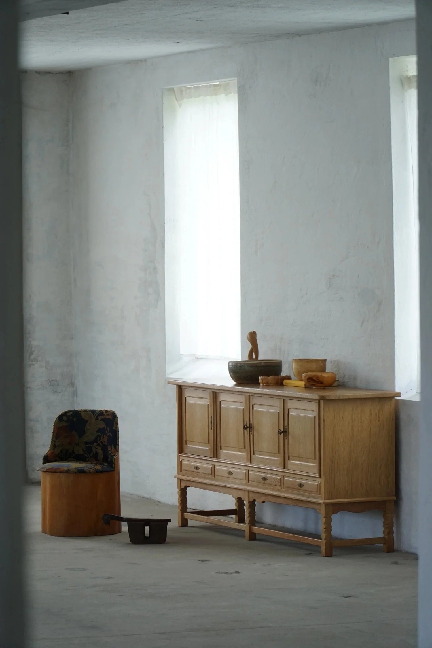 Low_Brutalist_Oak_Sideboard,_Danish_Mid_Century_Modern_Credenza