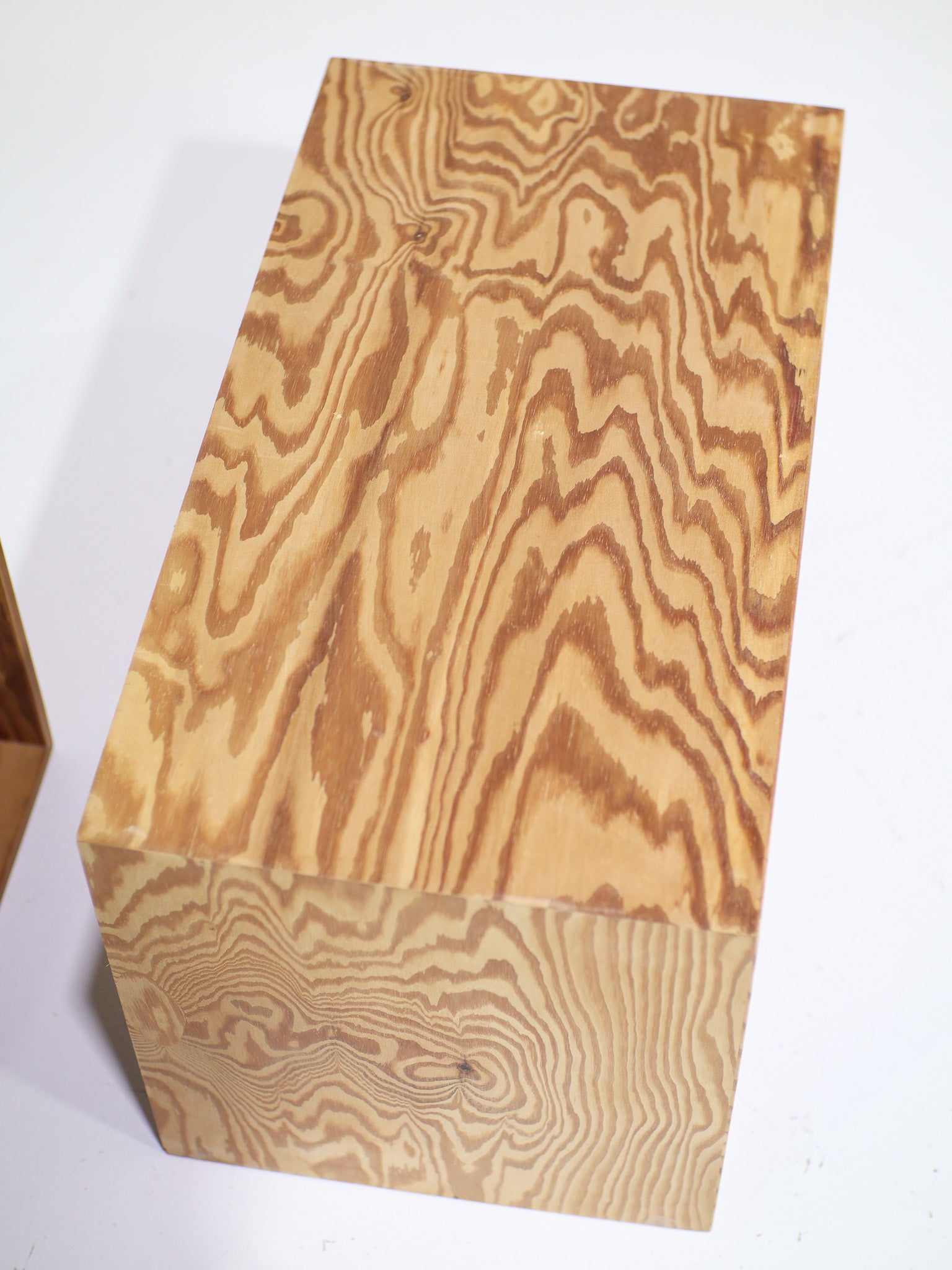 Vintage_LP_(wall)_cabinet_in_pine