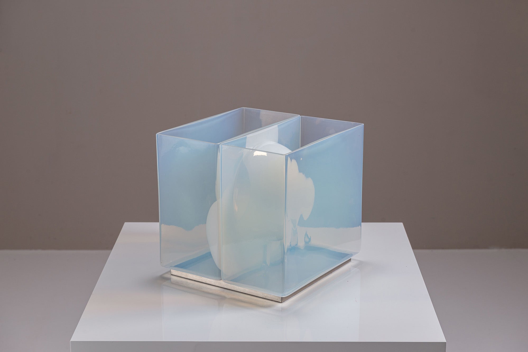 LT323_Table_Lamp_and_Vase_by_Carlo_Nason_for_Mazzega,_1975,_Italy