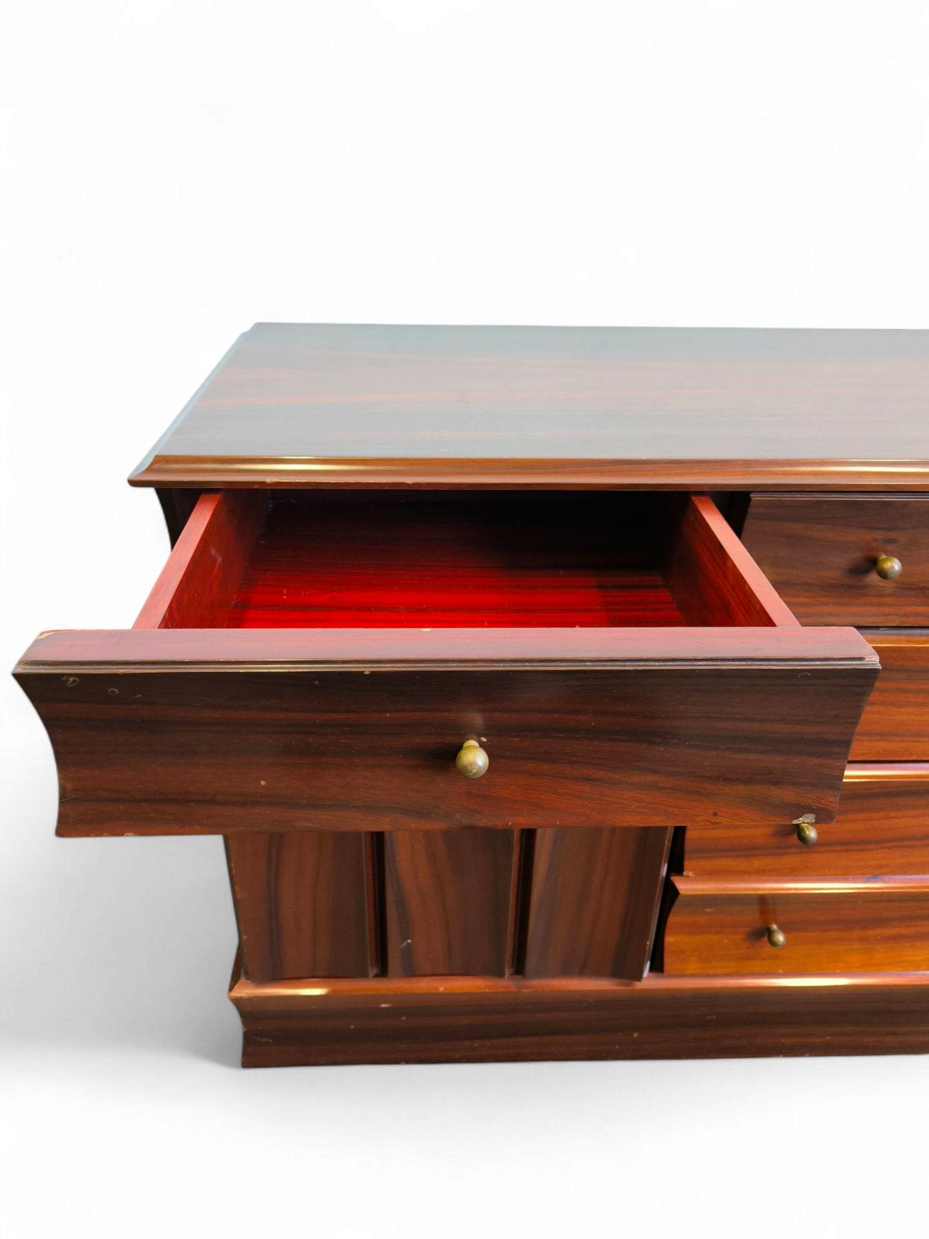 Luciano_Frigerio_Credenza_Tartaro_in_Padouk_1960_Italia