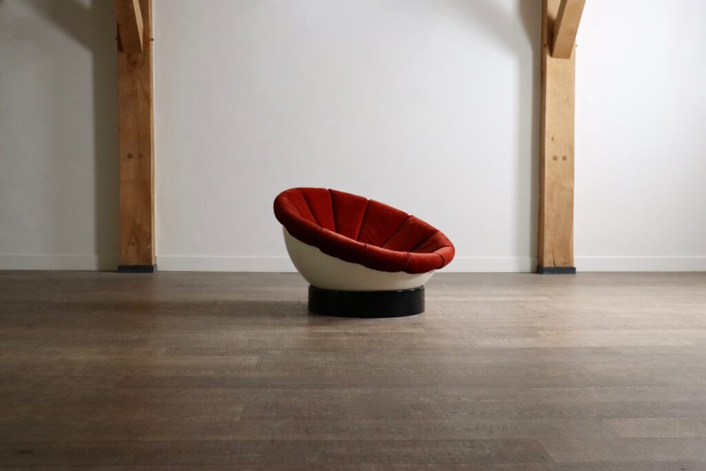Luciano_Frigerio_“Girasole”_Lounge_Chair,_Italy_1960s