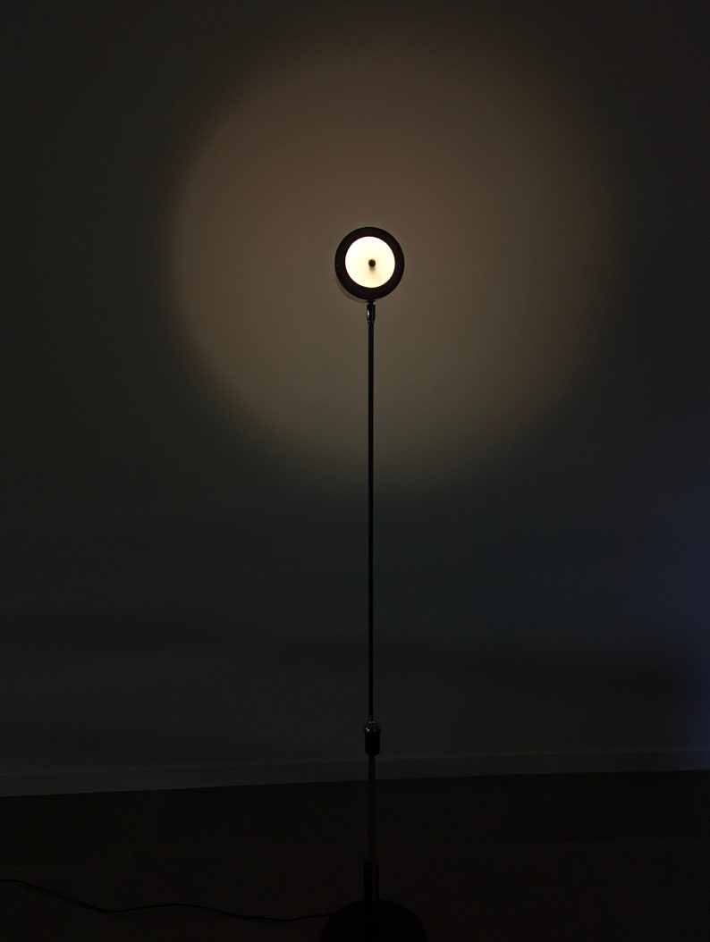 Magneto_floor_lamp_by_Gilbert_Watrous_/_H._Fillekes_1950s