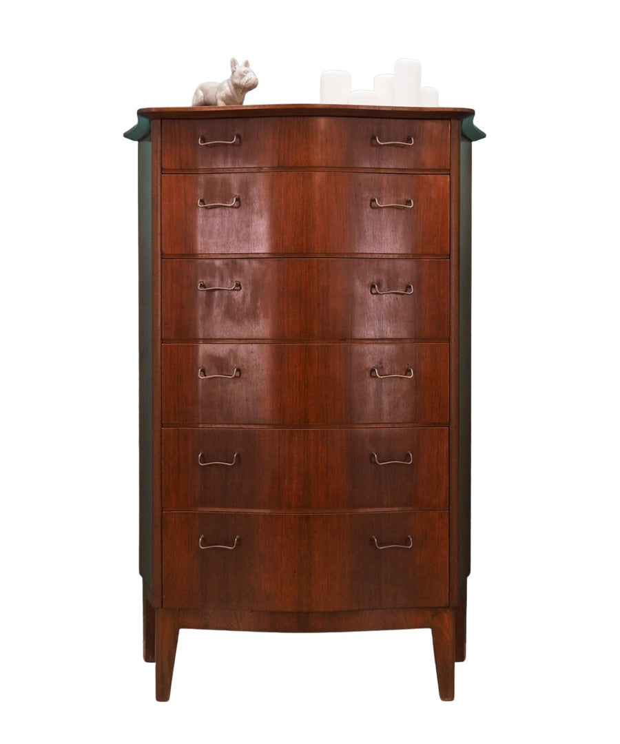 Mahogany_chest_of_drawers,_Danish_design,_1960s_by_Øm_Mobelfabrik