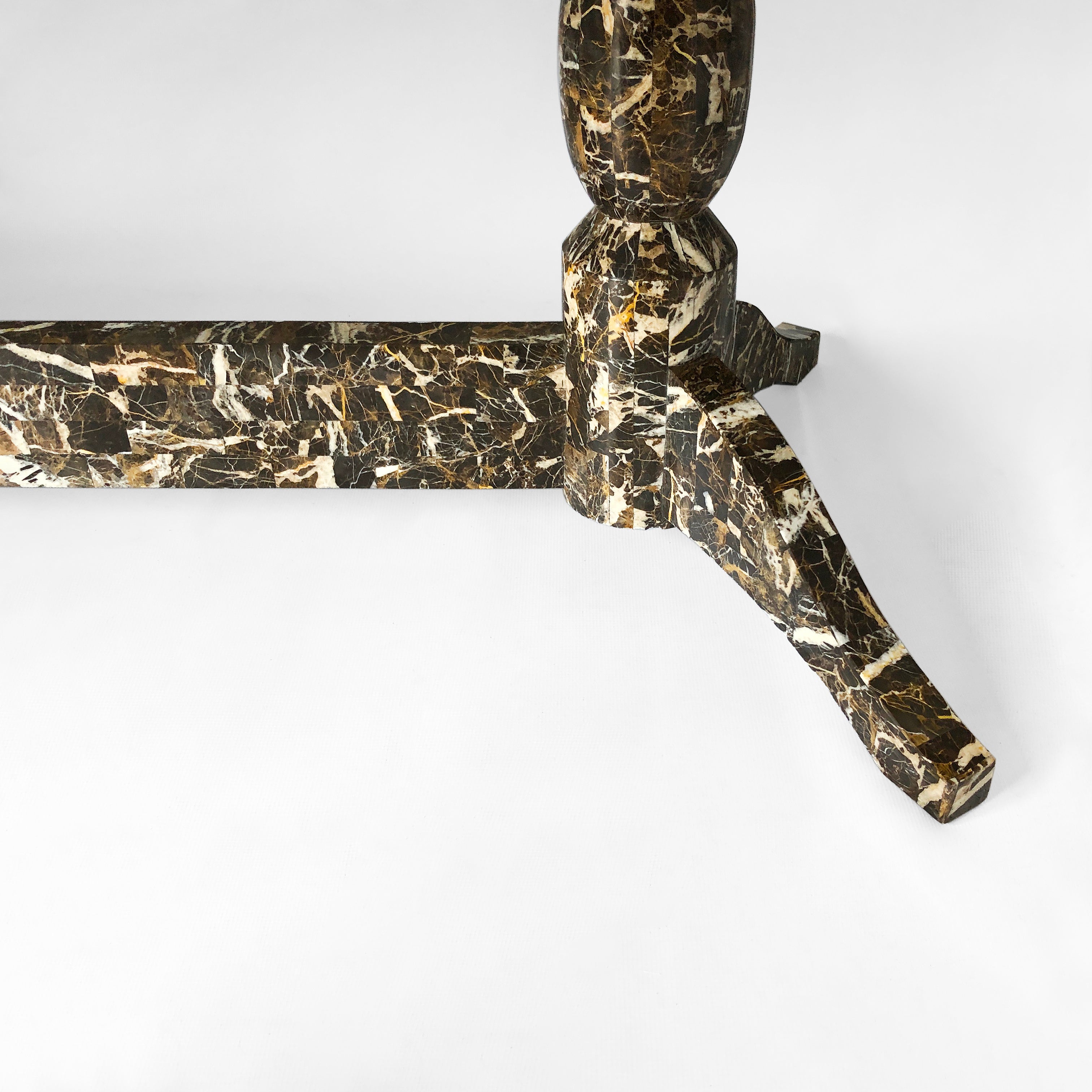 Maitland_Smith_Marble_Tessellated_Dining_Table_1980s_USA_Post_Modern_Vintage