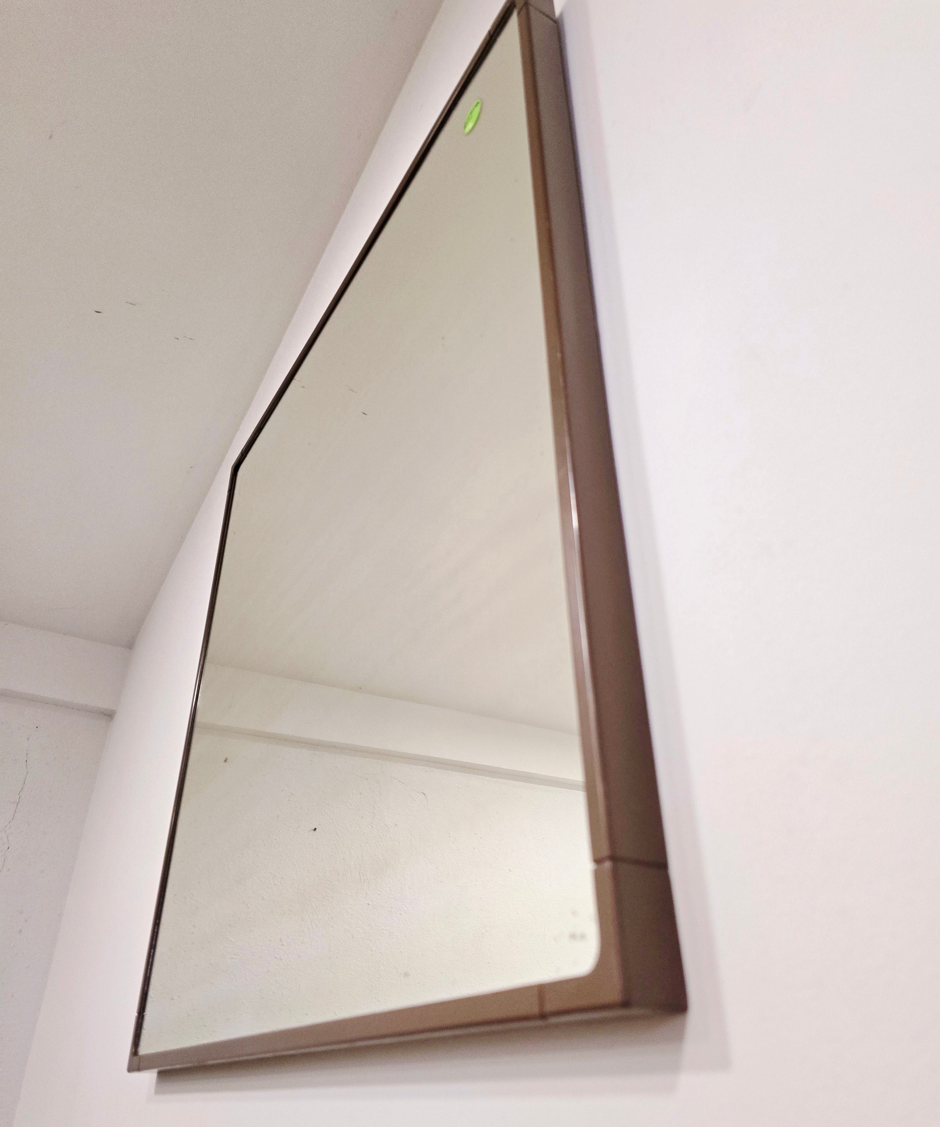 Makio_Hasuike_Space_Age_Wall_Mirror_for_Gorenje_Metalplast_in_Brown_Molded_Plastic,_Yugoslavia,_1970s