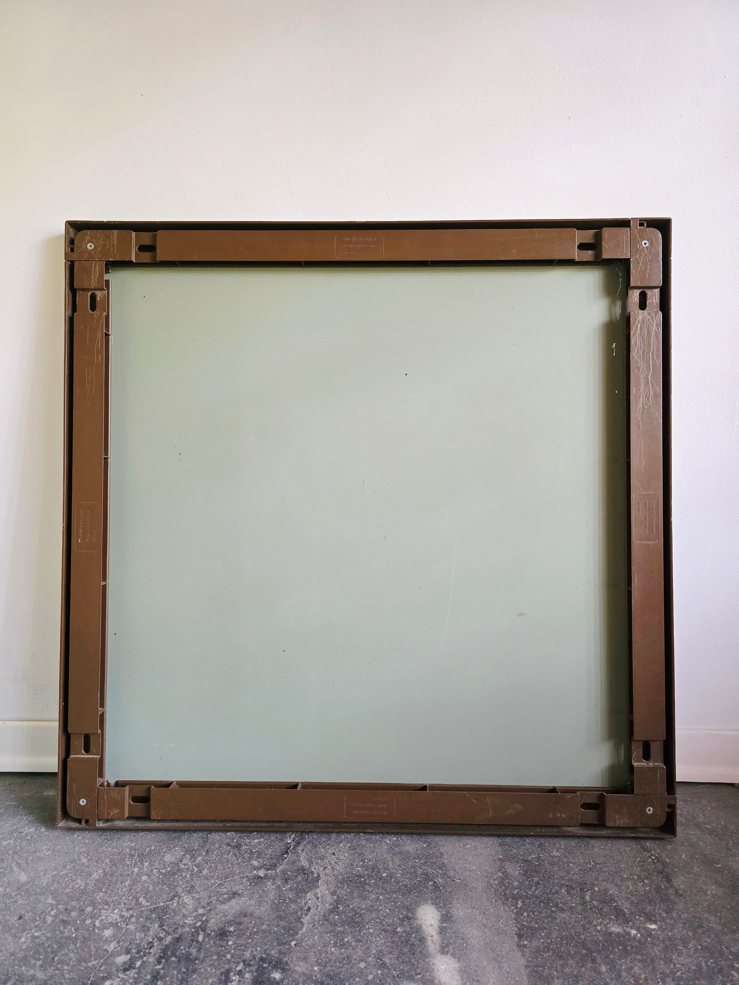 Makio_Hasuike_Space_Age_Wall_Mirror_for_Gorenje_Metalplast_in_Brown_Molded_Plastic,_Yugoslavia,_1970s