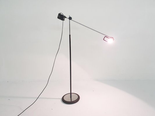 Maniglia_Floor_Lamp_by_De_Pas_D’Urbino_Lomazzi_for_Stilnovo,_1970s