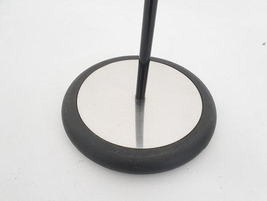 Maniglia_Floor_Lamp_by_De_Pas_D’Urbino_Lomazzi_for_Stilnovo,_1970s