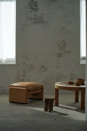 Maralunga_Leather_Ottoman_by_Vico_Magistretti_for_Cassina,_Italian_Modern_Design