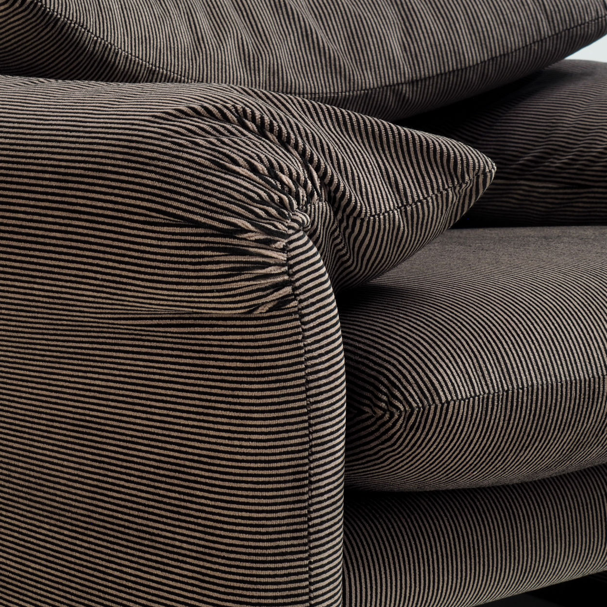 Maralunga_Lounge_Chair_by_Vico_Magistretti_for_Cassina