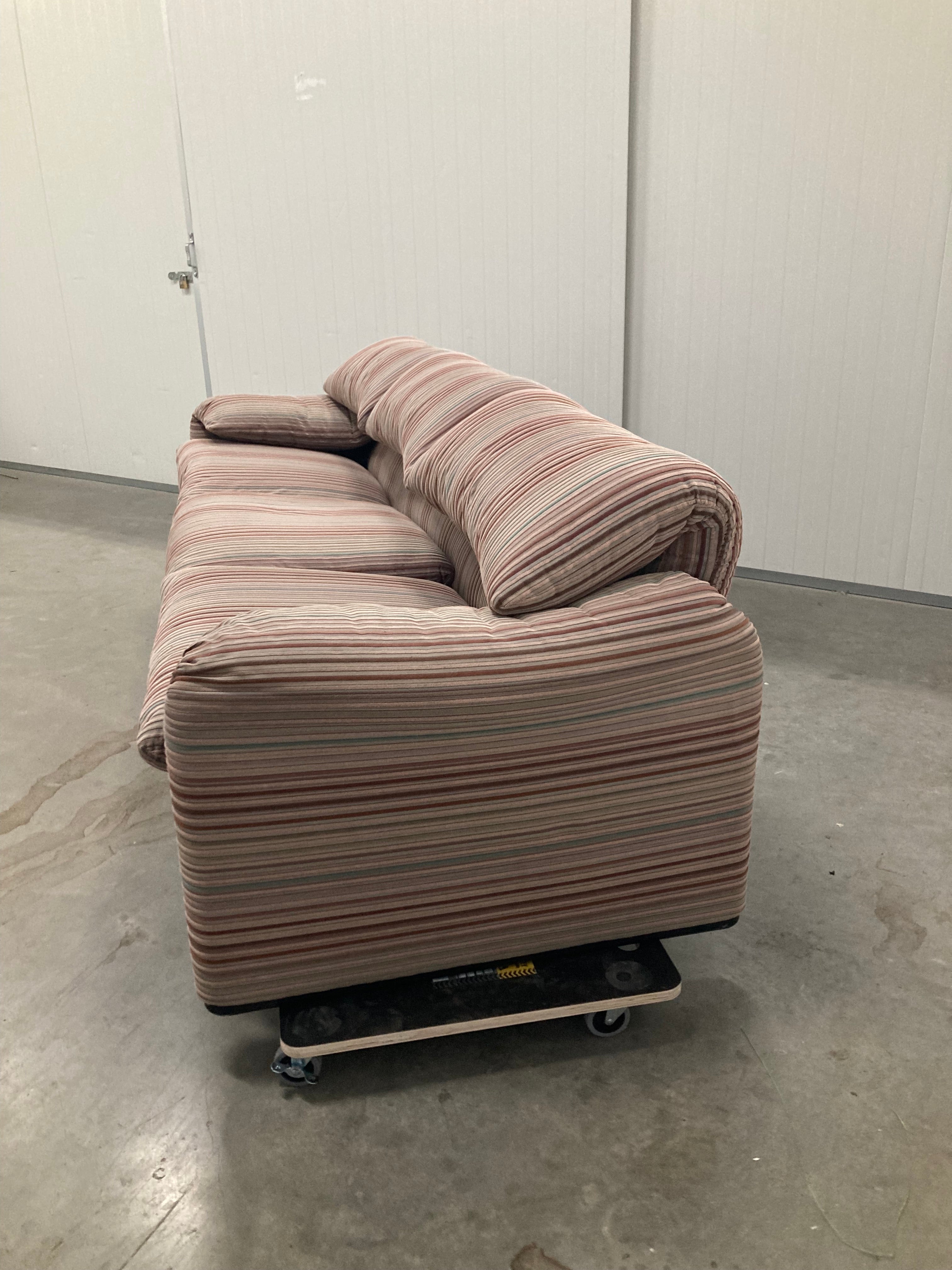 Maralunga_3-Seater_Sofa_by_Vico_Magistretti_for_Cassina,_Original_Pastel_Striped_Fabric,_1970s