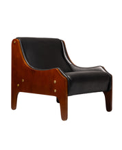 Marco_Zanuso_“Milord”_Armchair_in_Black_Skai_for_Arflex,_1957