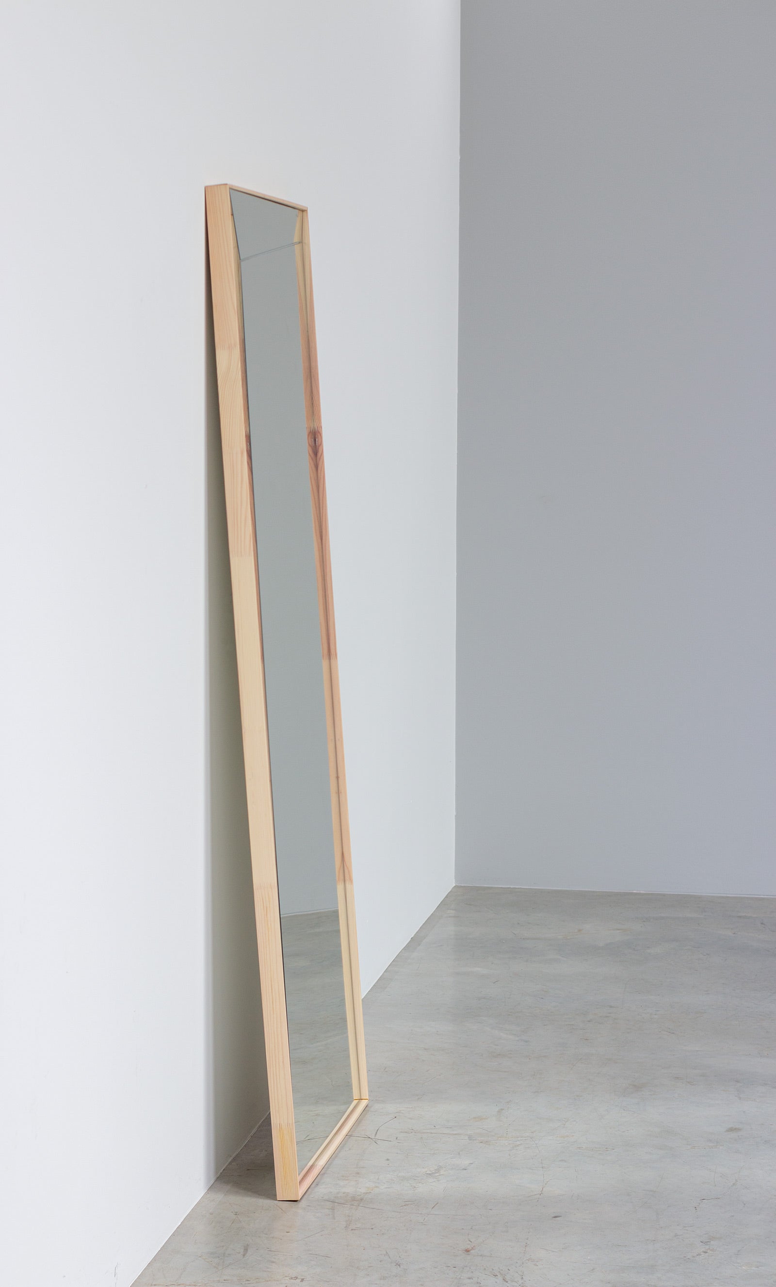 Markerad_mirror_by_Virgil_Abloh_for_IKEA