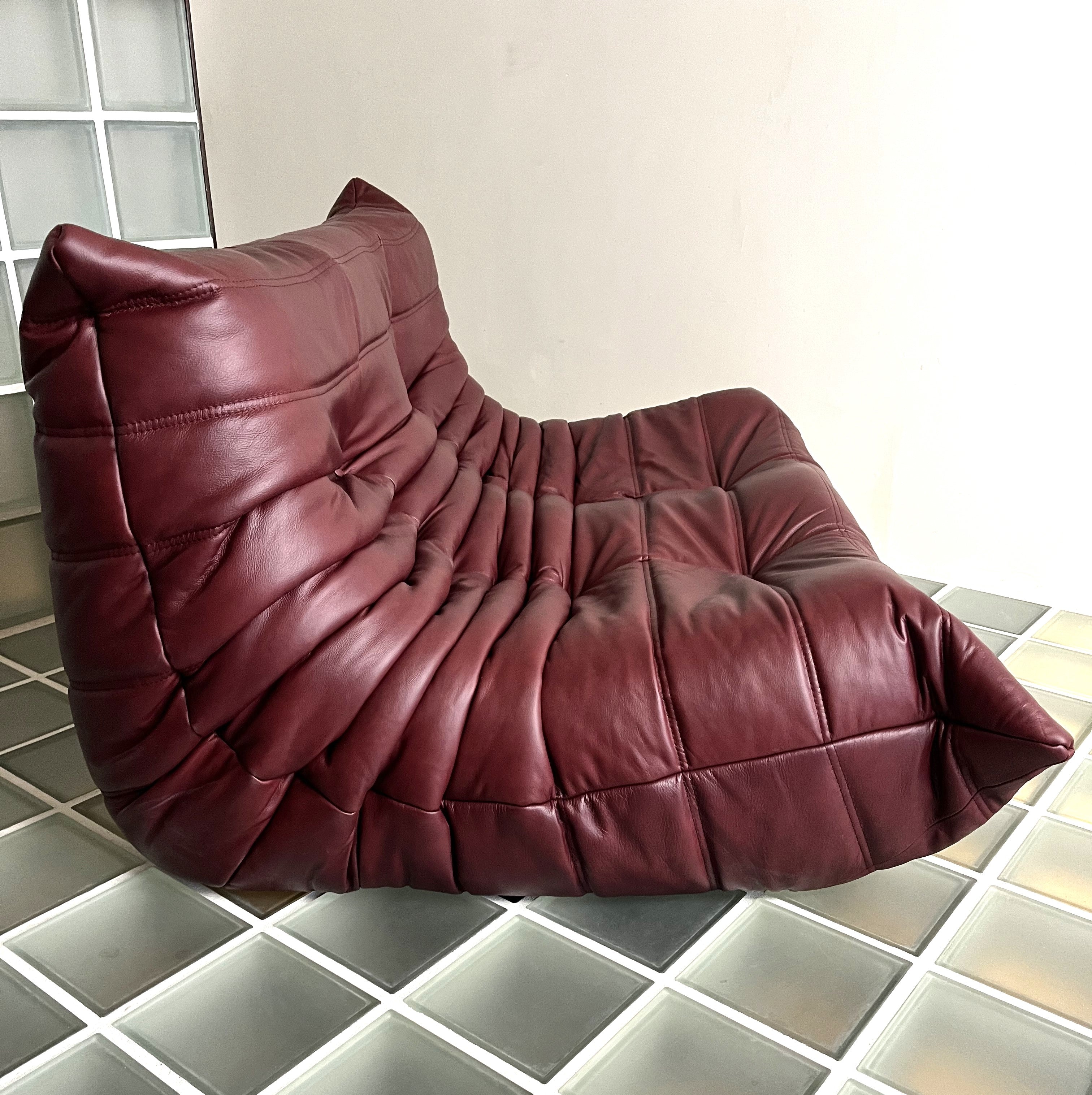 Set_of_5_Maroon_Leather_Togo_Sofa_Set_by_Michel_Ducaroy_for_Ligne_Roset