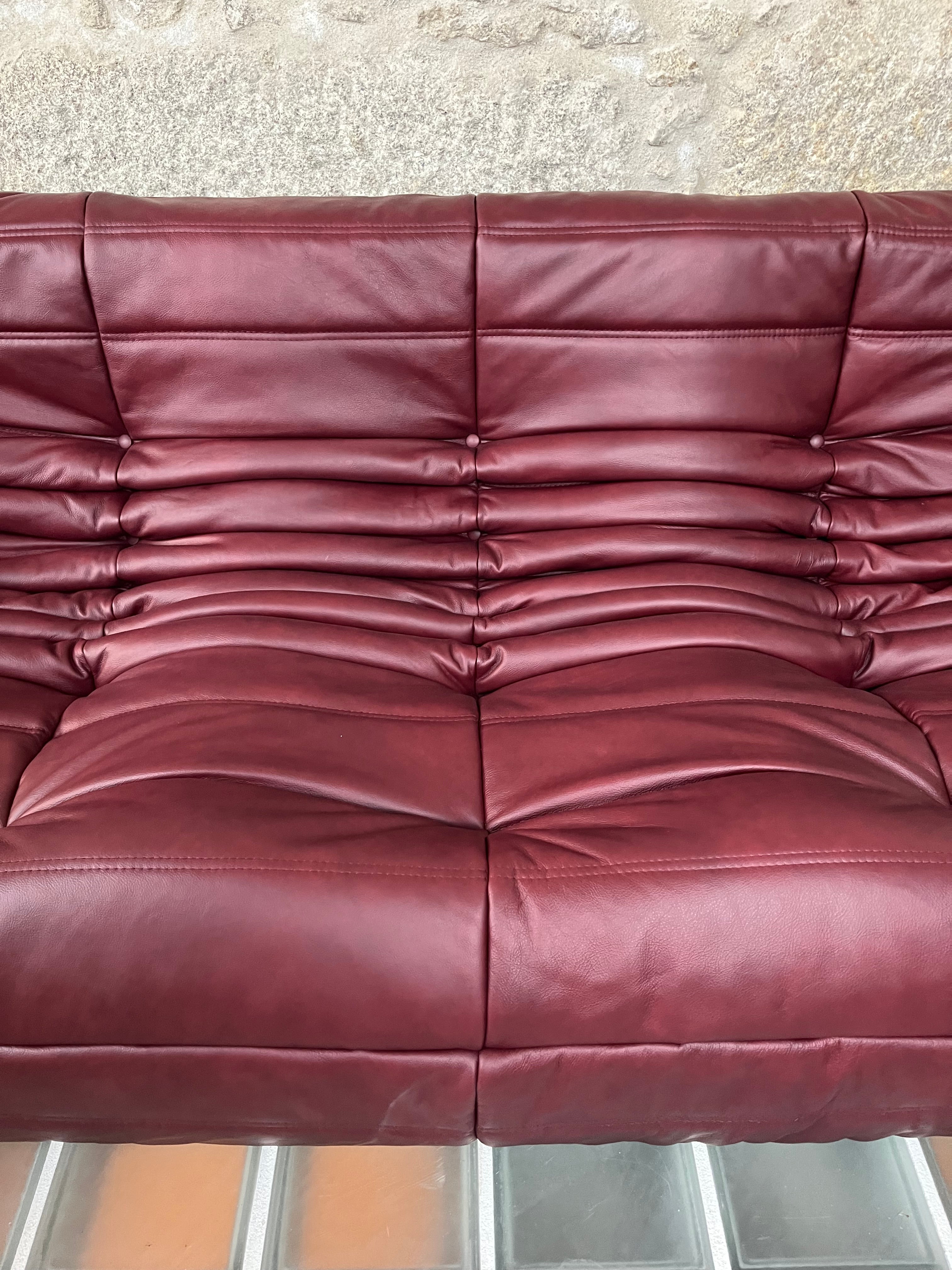 Set_of_5_Maroon_Leather_Togo_Sofa_Set_by_Michel_Ducaroy_for_Ligne_Roset