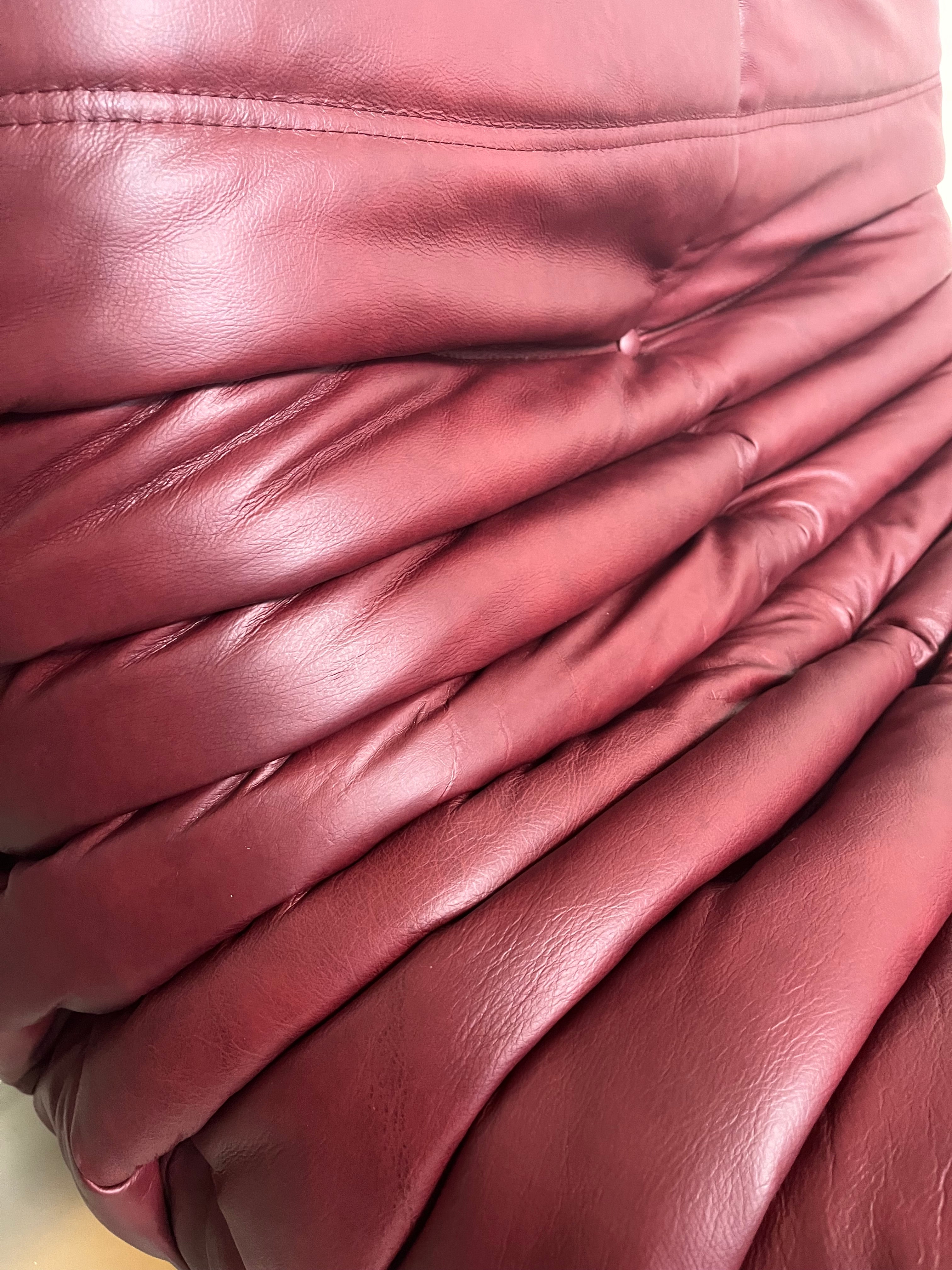 Set_of_5_Maroon_Leather_Togo_Sofa_Set_by_Michel_Ducaroy_for_Ligne_Roset