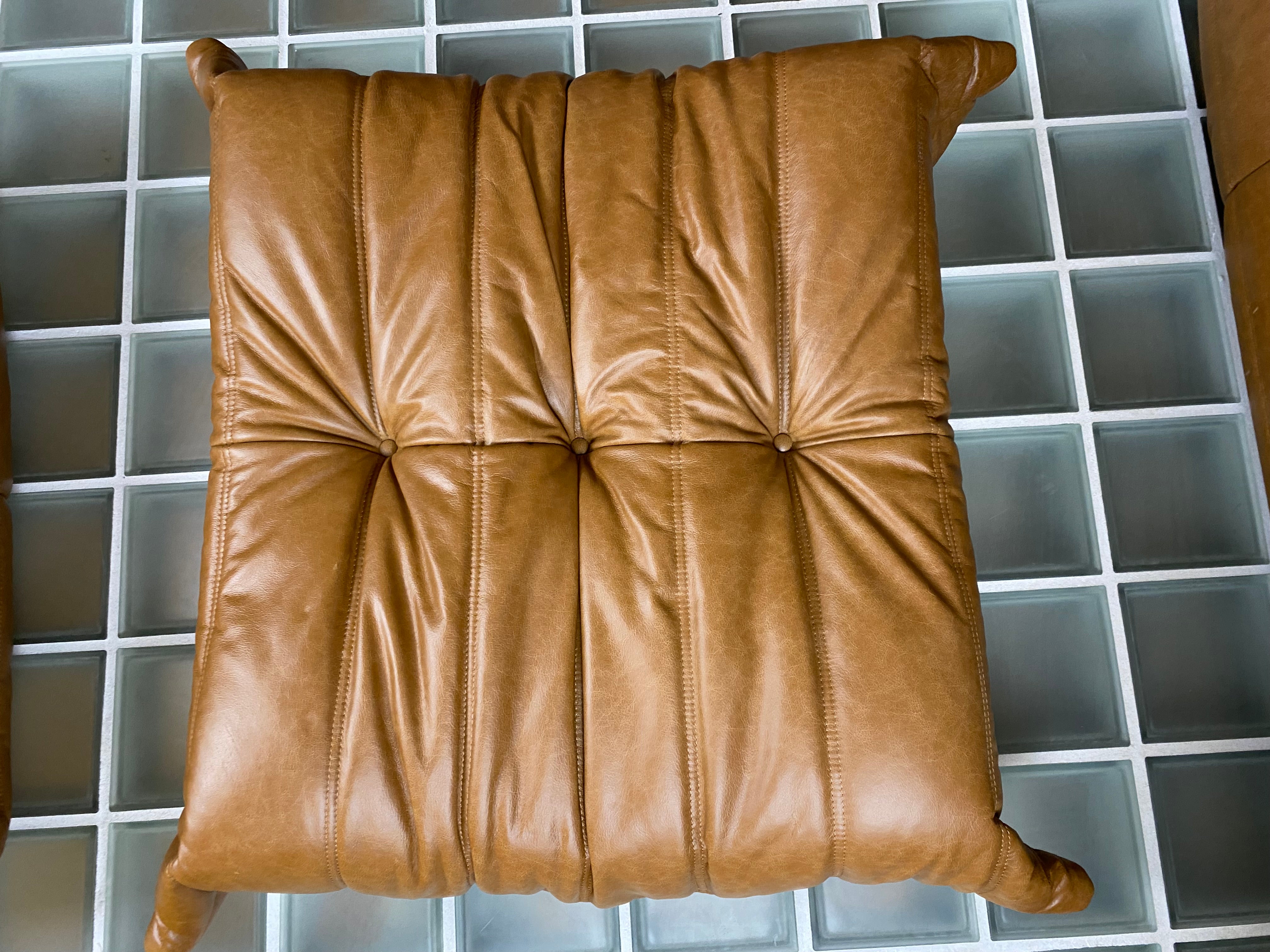 Set_of_5_Maroon_Leather_Togo_Sofa_by_Michel_Ducaroy_for_Ligne_Roset