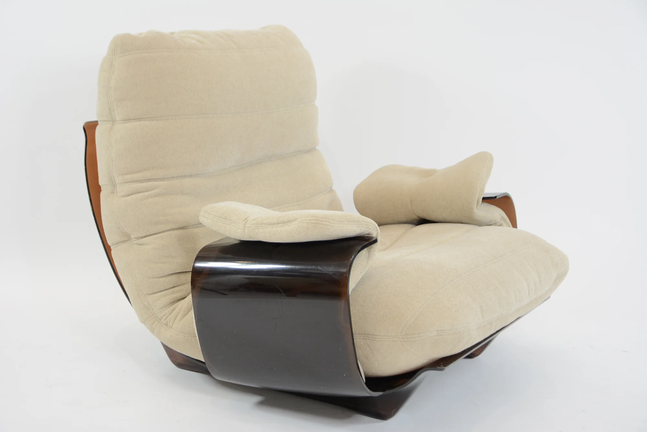 Marsala_Armchair_with_Footrest_by_Michel_Ducaroy_for_Ligne_Roset,_France,_1970s