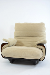 Marsala_Armchair_with_Footrest_by_Michel_Ducaroy_for_Ligne_Roset,_France,_1970s