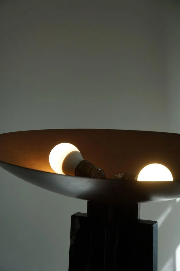 Massimo_&_Lella_Vignelli,_Floor_Lamp_in_Copper_&_Marble,_Wagneriana,_Italy,_1986