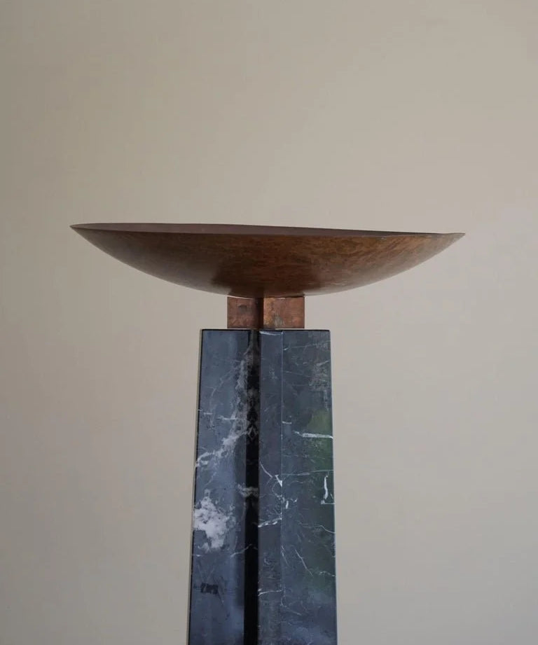 Massimo_&_Lella_Vignelli,_Floor_Lamp_in_Copper_&_Marble,_Wagneriana,_Italy,_1986