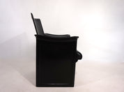Matteo_Grassi_Korium_leather_lounge_chair_by_Tito_Agnoli,_1980