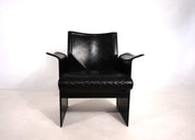 Matteo_Grassi_Korium_leather_lounge_chair_by_Tito_Agnoli,_1980