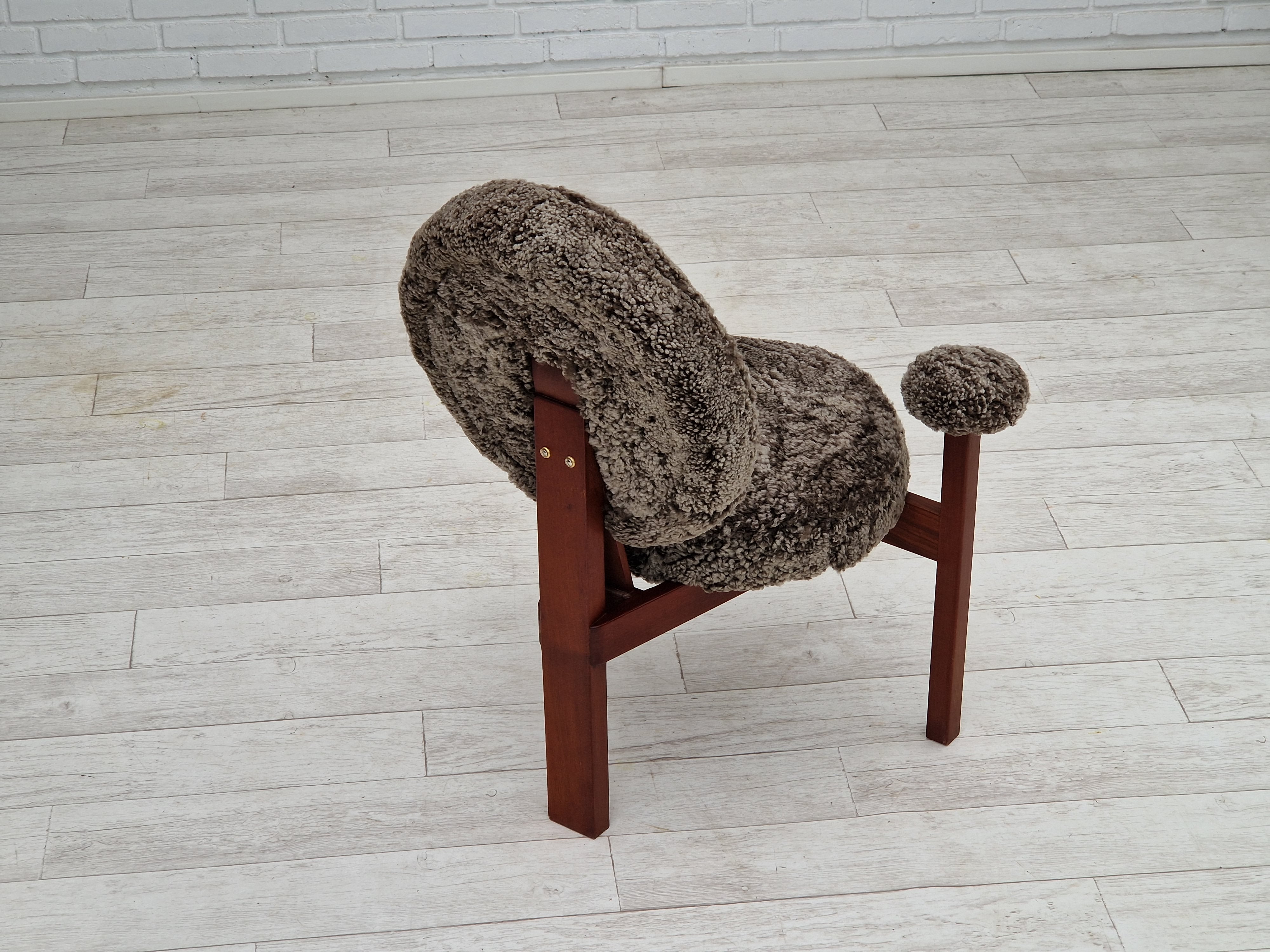 Medalie_Armchair_by_Bent_Møller_Jepsen_1961_Denmark