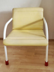 Memphis_Style_Armchair