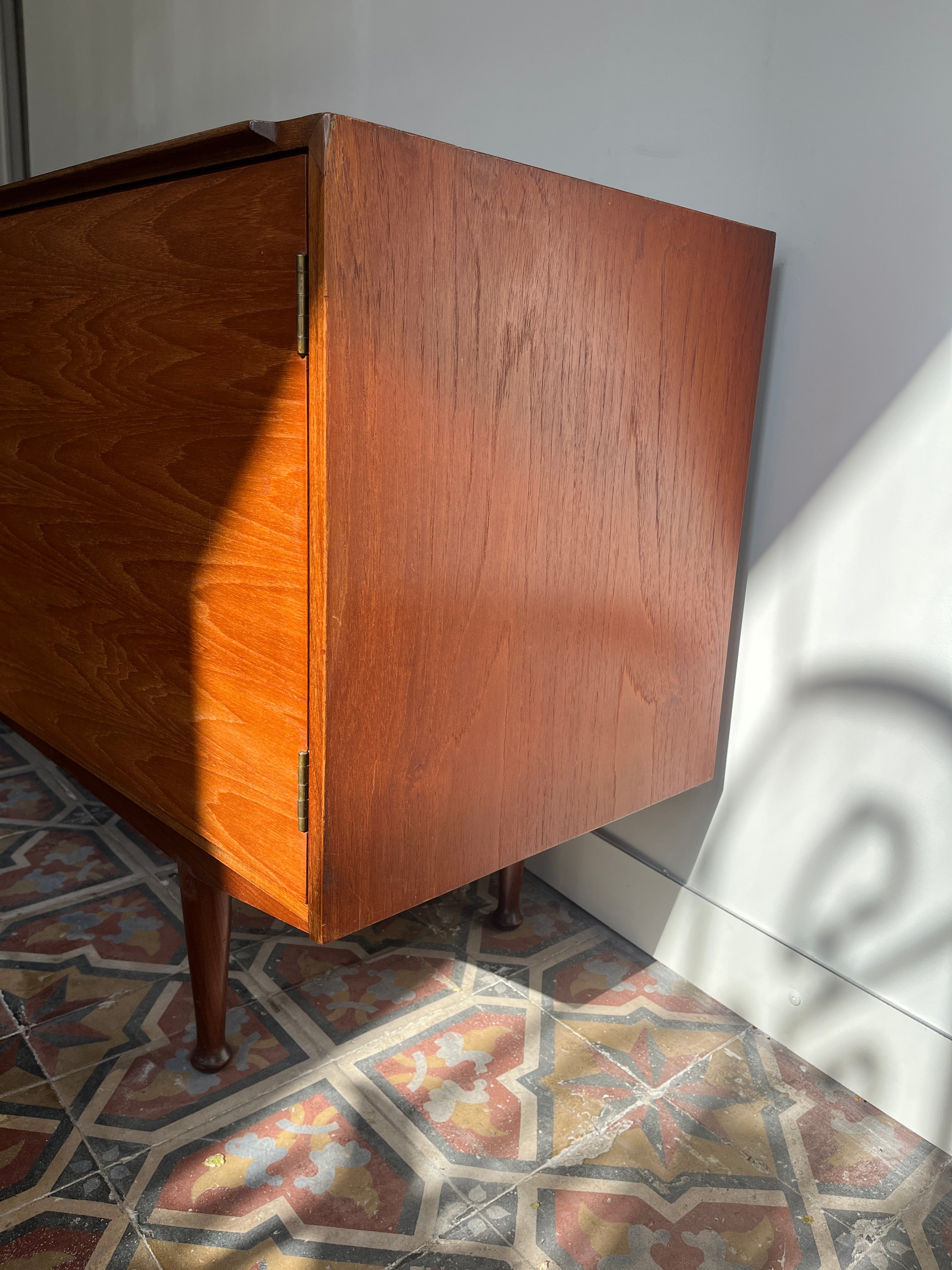Meredew_Teak_Sideboard,_British_Mid_Century_Modern,_1960s