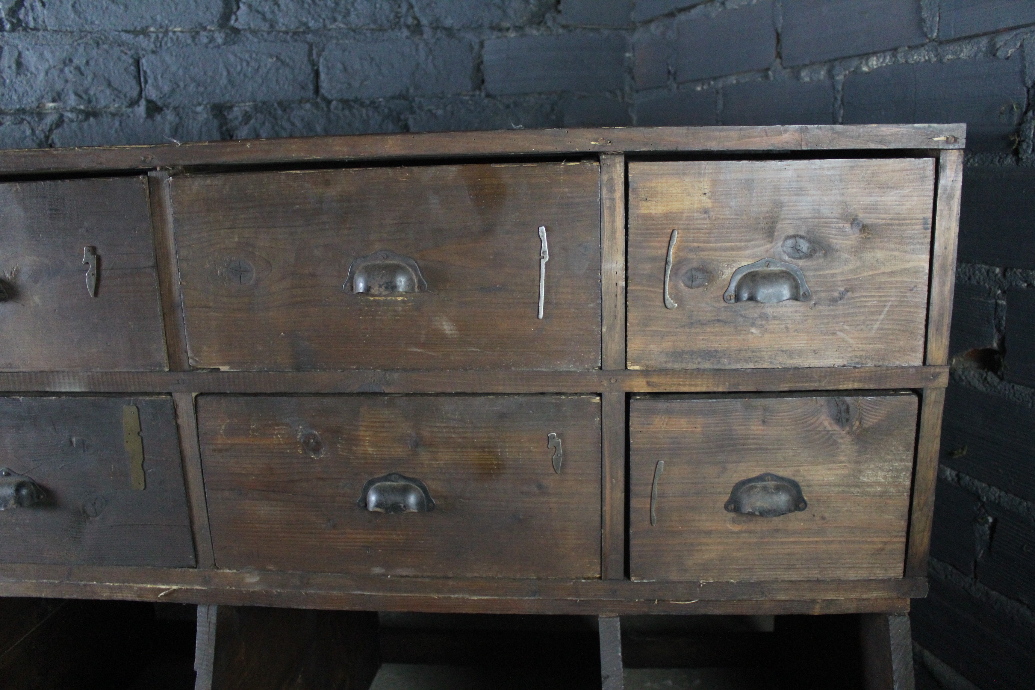 Knife_Maker_Workshop_Cabinet_with_10_Drawers,_20th_Century,_France