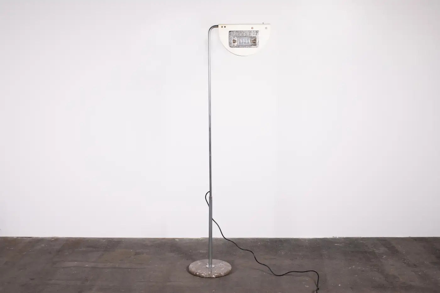'Mezzaluna'_Standing_Floor_Lamp,_Bruno_Gecchelin,_Chrome_And_Marble,_1974,_Italy