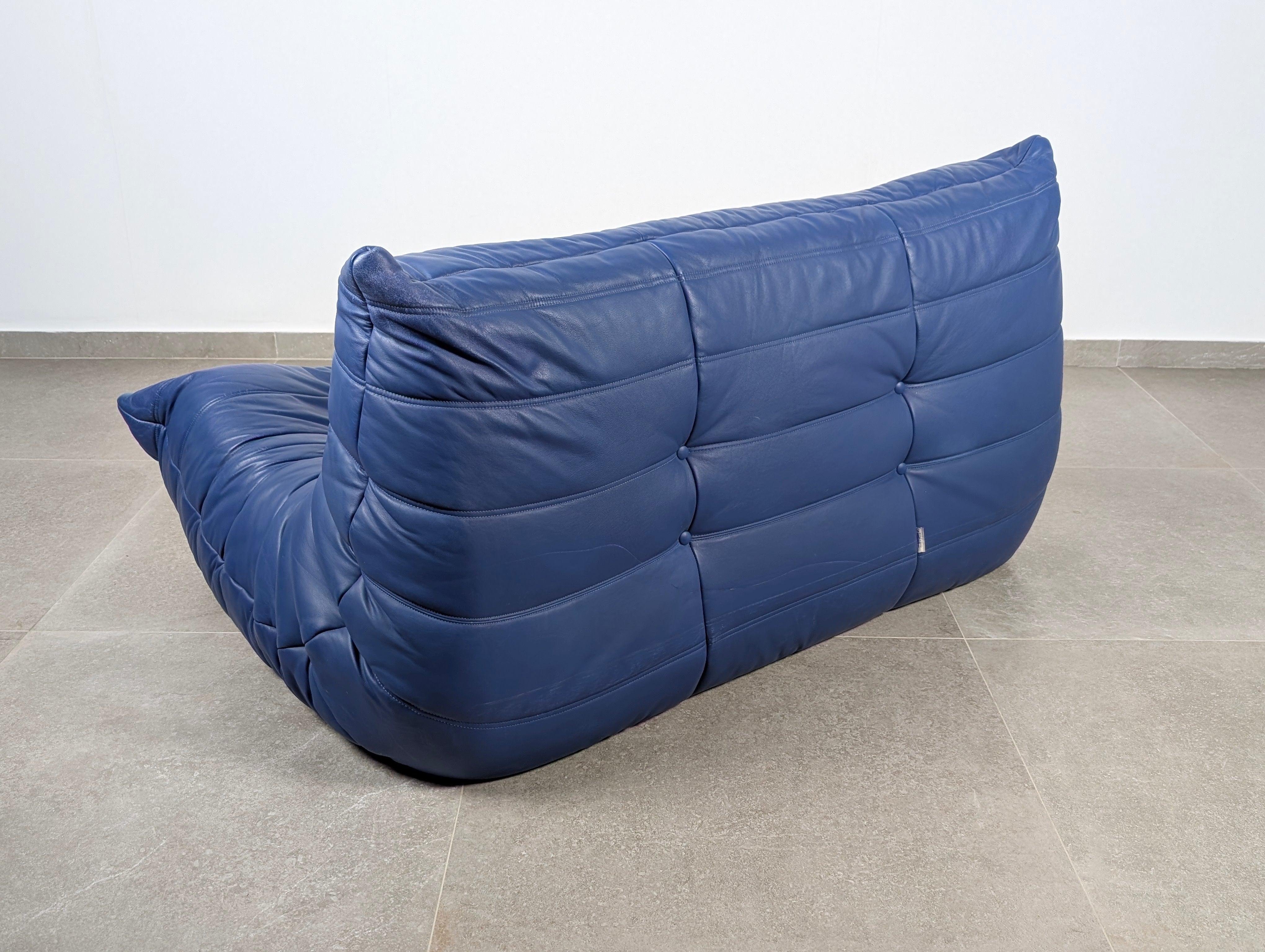 Michel_Ducaroy_Togo_Loveseat_in_Blue_Leather_for_Ligne_Roset,_France,_1980s