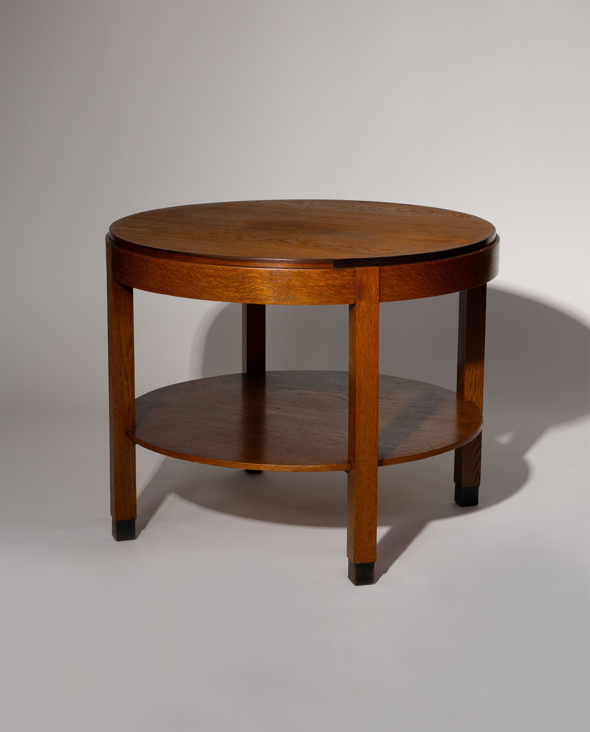 Amsterdam_School_Round_Oak_Side_Table,_Dutch_Design,_Circa_1920