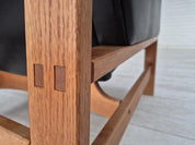 Mid-Century_Armchair,_Leather_Upholstery_&_Oak_Frame,_1960s_Denmark
