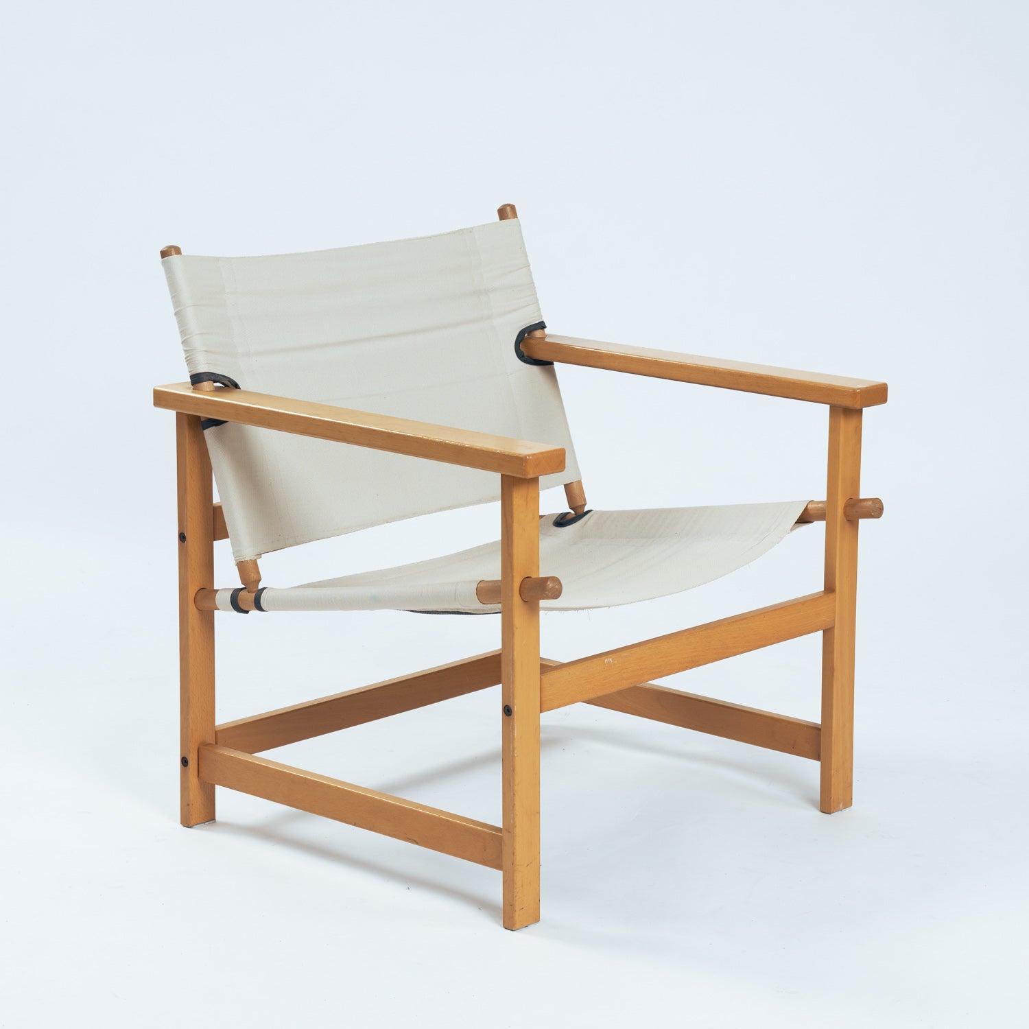 Mid_Century_Safari_Stick_Chair_in_Beechwood_and_White_Canvas,_1970s