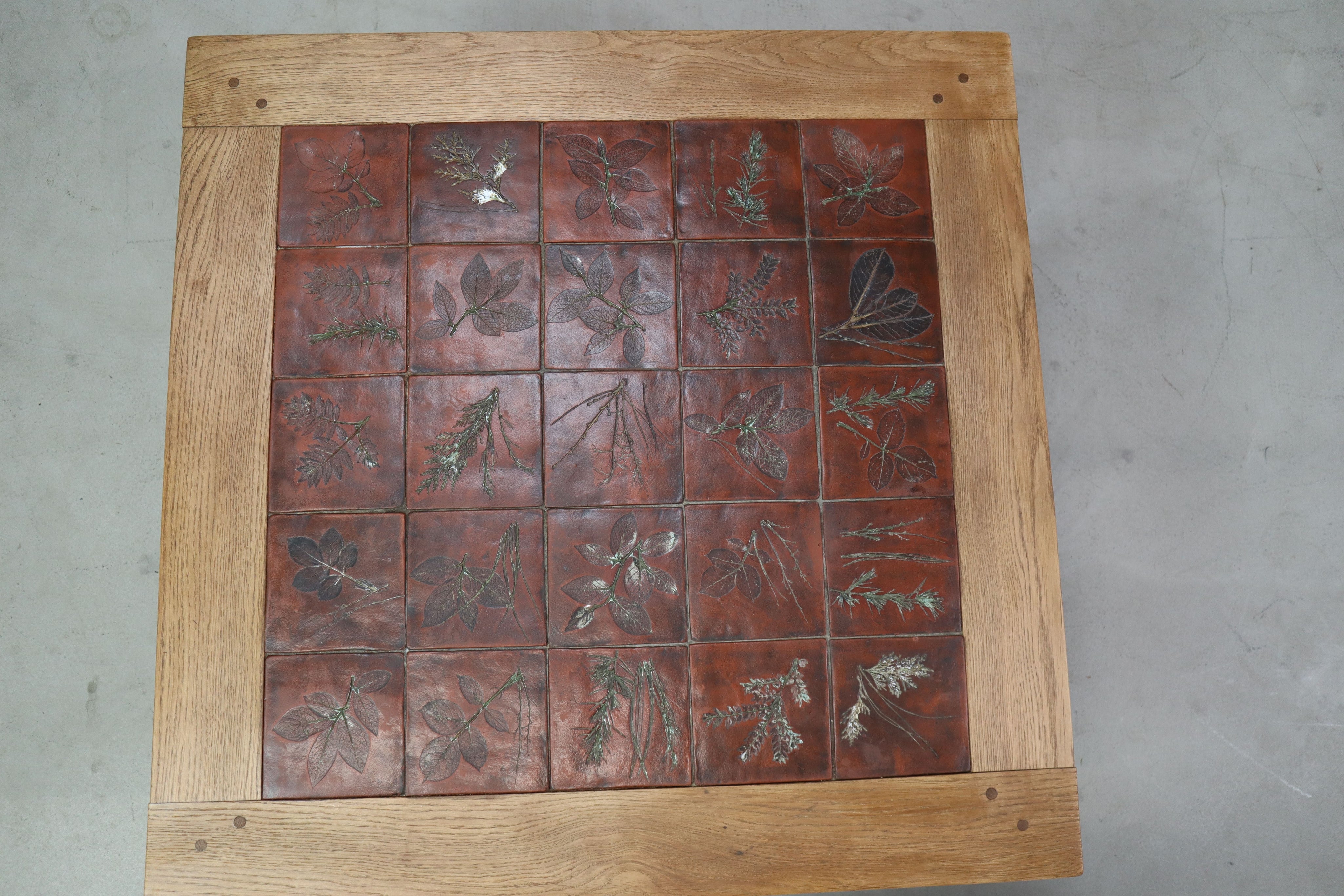 Mid-Century_botanical_ceramic_tile_coffee_table_in_Oak,_1960s