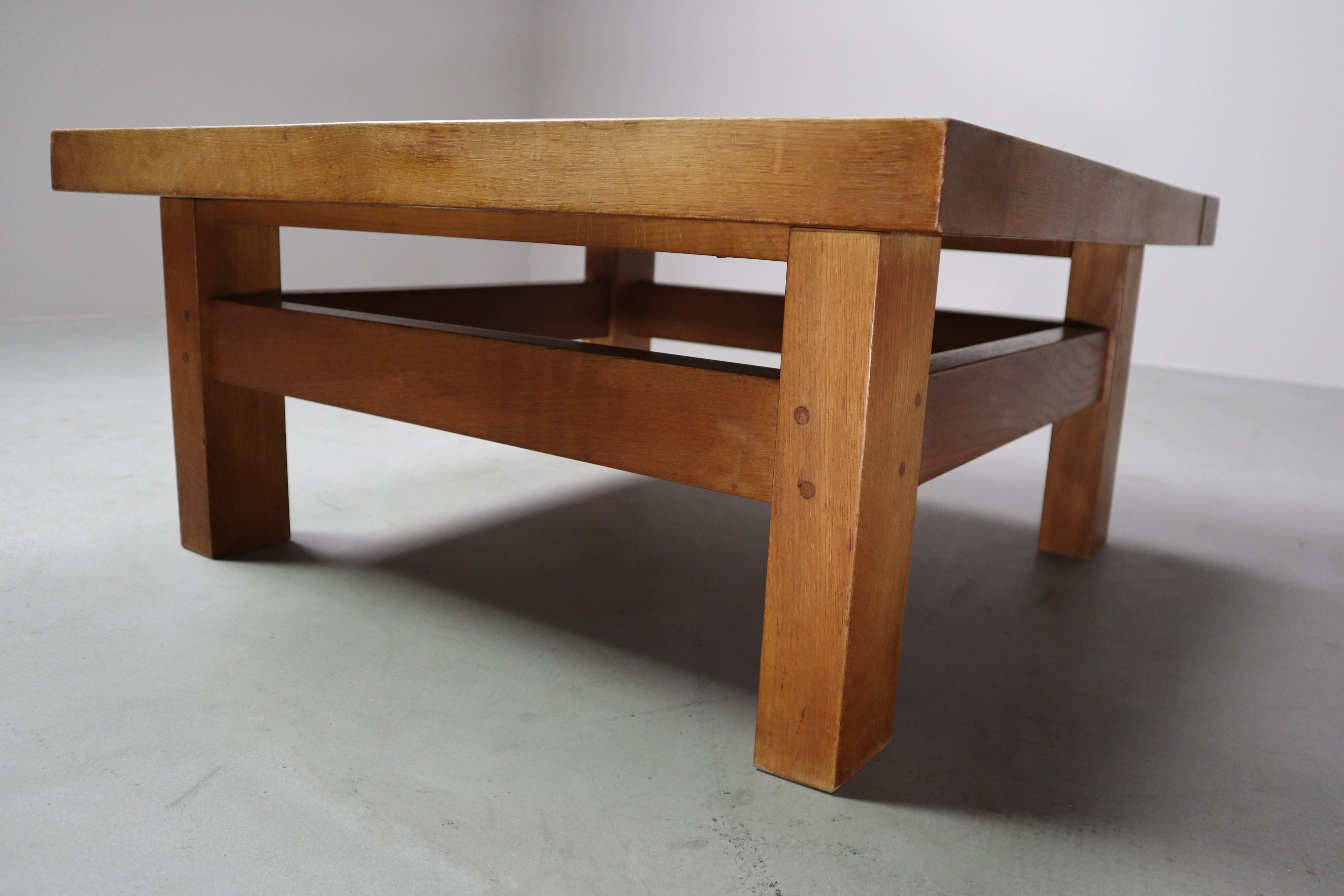 Mid-Century_botanical_ceramic_tile_coffee_table_in_Oak,_1960s